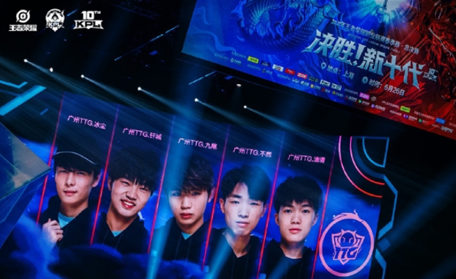 侈品频成被 侈品频成被